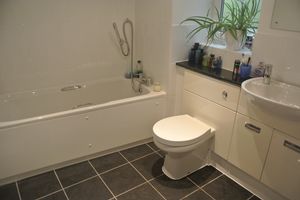 Main bathroom- click for photo gallery